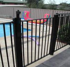 Pool fence gate